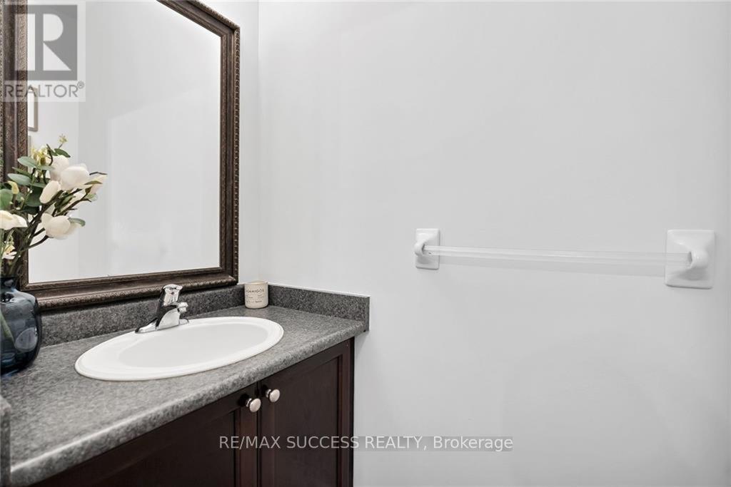 64 Garth Trails Crescent, Hamilton, Ontario  L9B 2X1 - Photo 20 - X13218006