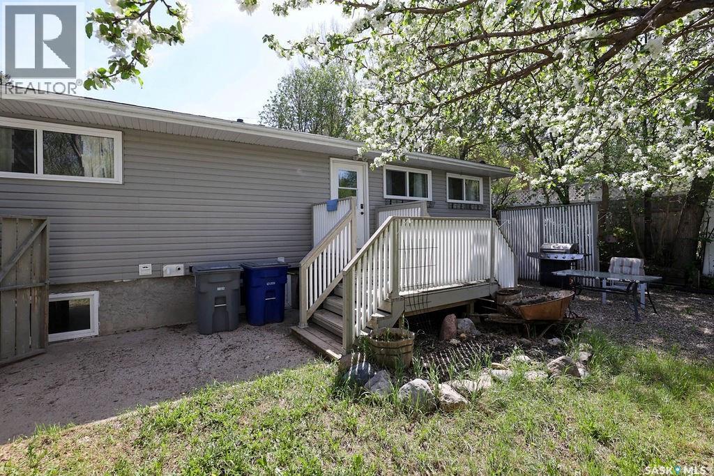 170 Elgin Crescent, Lumsden, Saskatchewan  S0G 3C0 - Photo 28 - SK037352