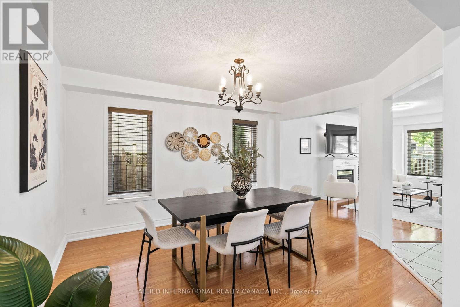 16 May Apple Terrace, Toronto, Ontario  M1E 5J8 - Photo 5 - E13217442