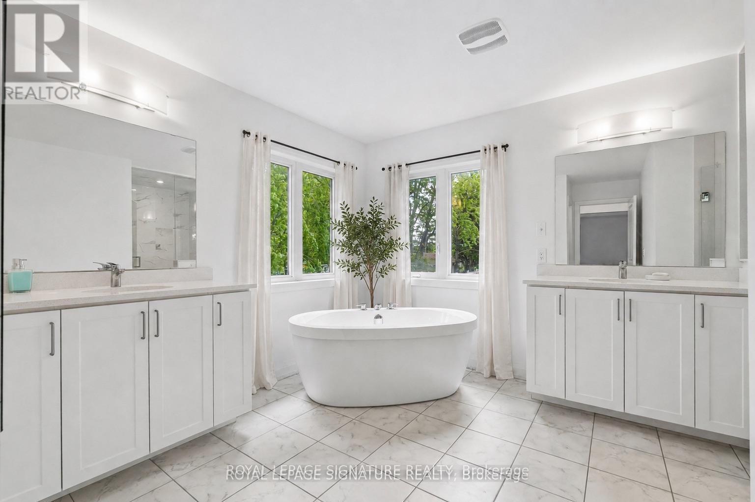 23 Cyprus Glen, East Gwillimbury, Ontario  L9N 0S9 - Photo 27 - N13207670