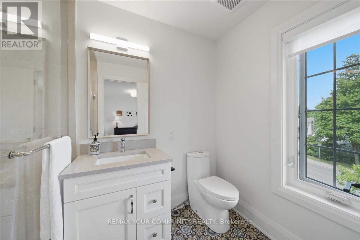 116 Lucas Street, Richmond Hill, Ontario  L4C 4P5 - Photo 32 - N13209350