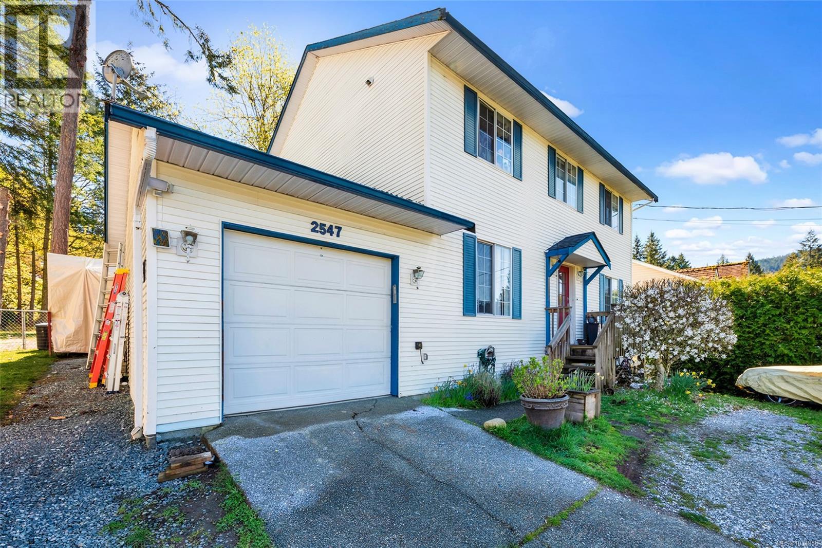 2547 Davidson Rd, Shawnigan Lake, British Columbia
