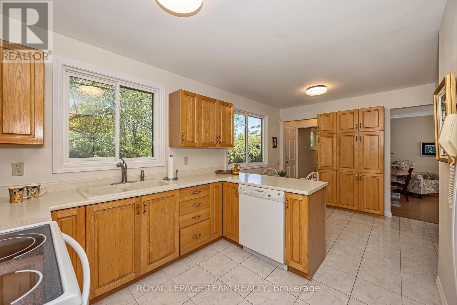 60 Horner Drive, Ottawa, Ontario  K2H 5E9 - Photo 12 - X13218020