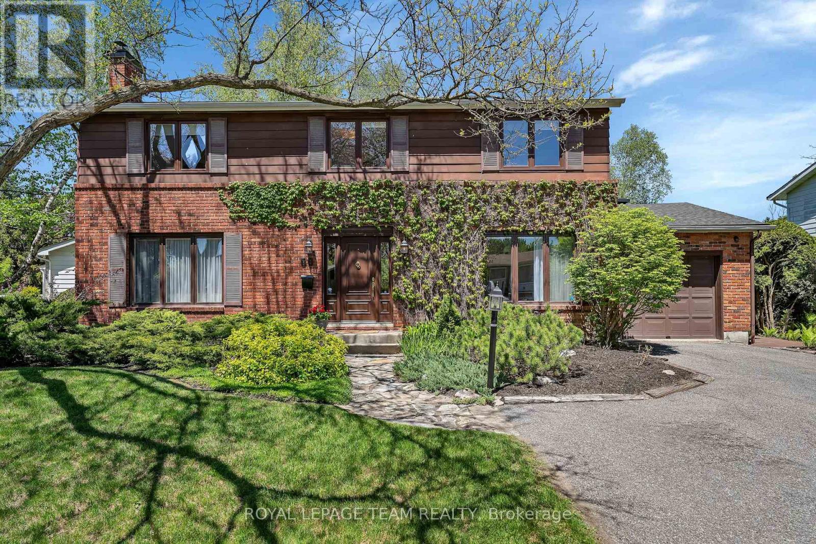 60 Horner Drive, Ottawa, Ontario  K2H 5E9 - Photo 2 - X13218020
