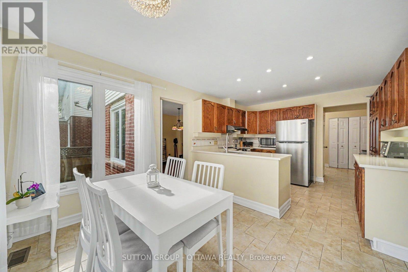57 Constable Street, Ottawa, Ontario  K2J 3E9 - Photo 12 - X13218026