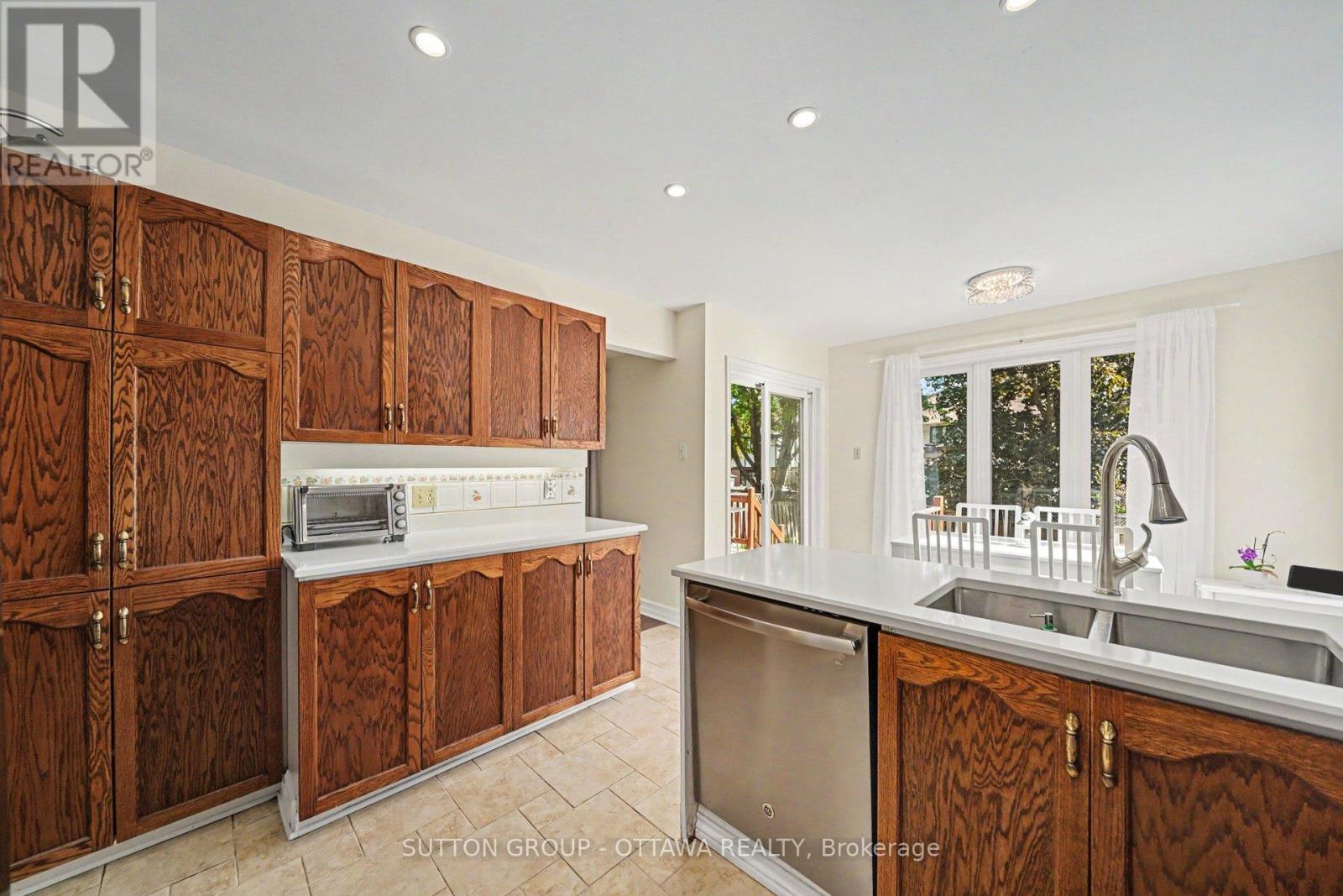 57 Constable Street, Ottawa, Ontario  K2J 3E9 - Photo 13 - X13218026
