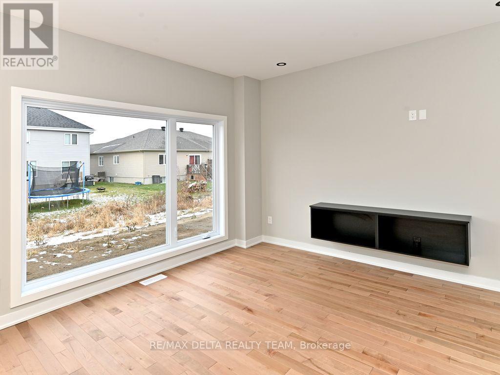 463 Denis Street, Alfred And Plantagenet, Ontario  K0A 3K0 - Photo 12 - X13218100