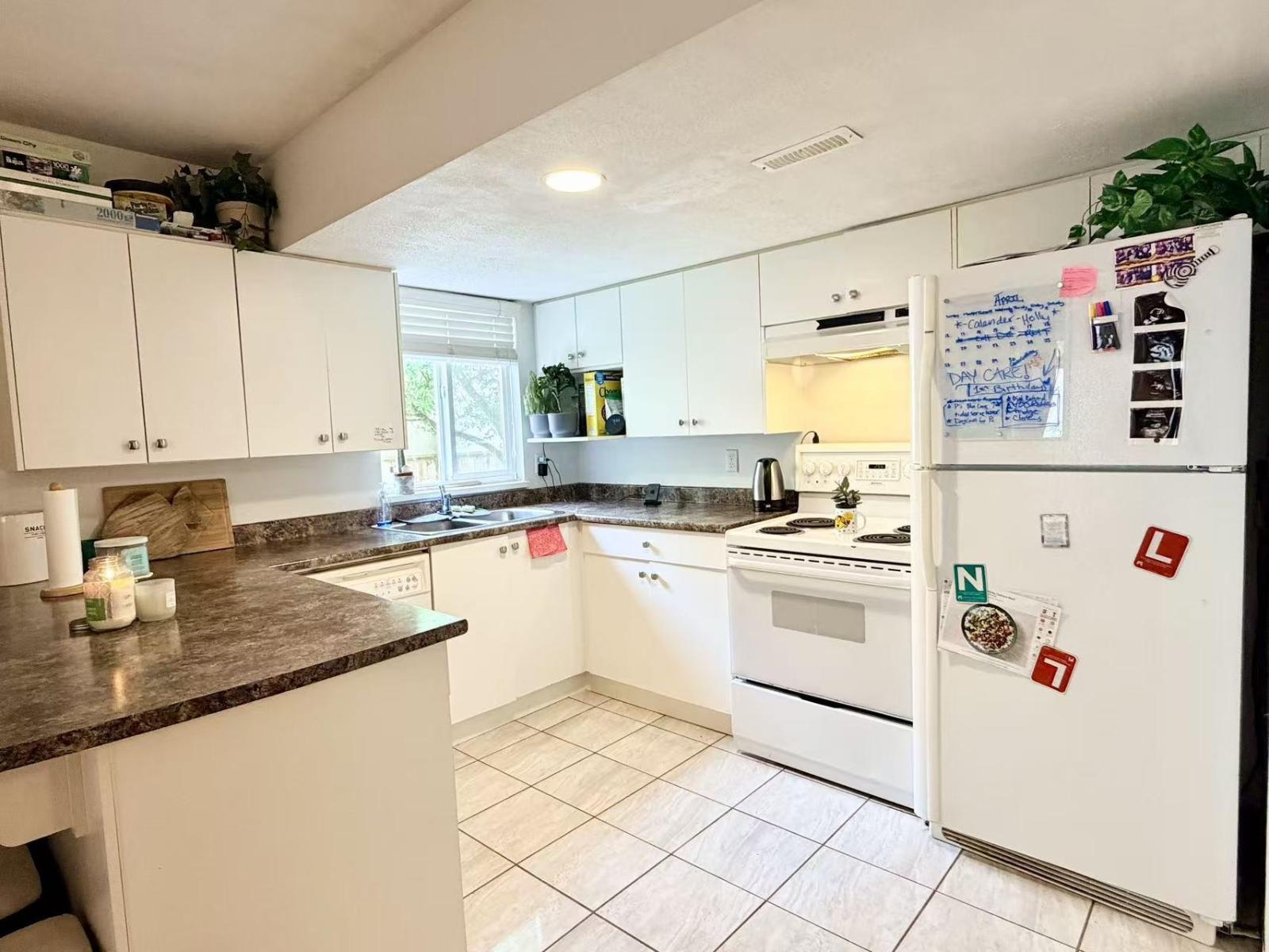 Ground Level 82xx 167a Street, Surrey, British Columbia  V4N 3H5 - Photo 5 - R3125725