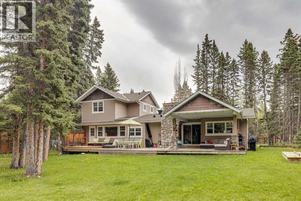 12 Redwood Meadows Close, Rural Rocky View County, Alberta  T3Z 1A3 - Photo 4 - A2305205