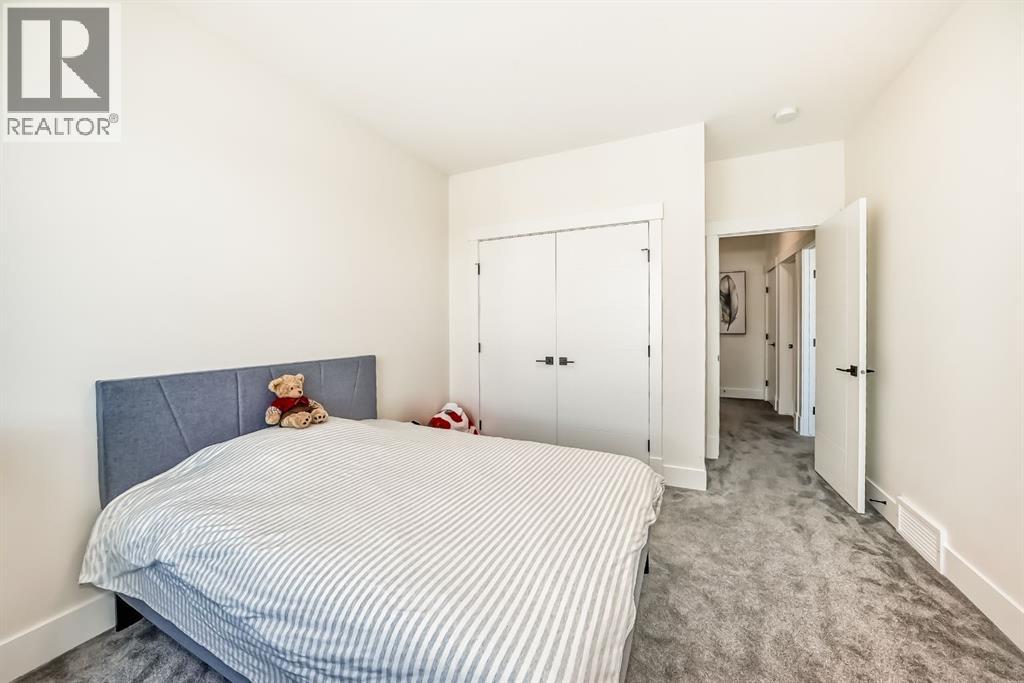 76 Rock Lake View Nw, Calgary, Alberta  T3G 0E9 - Photo 24 - A2291245