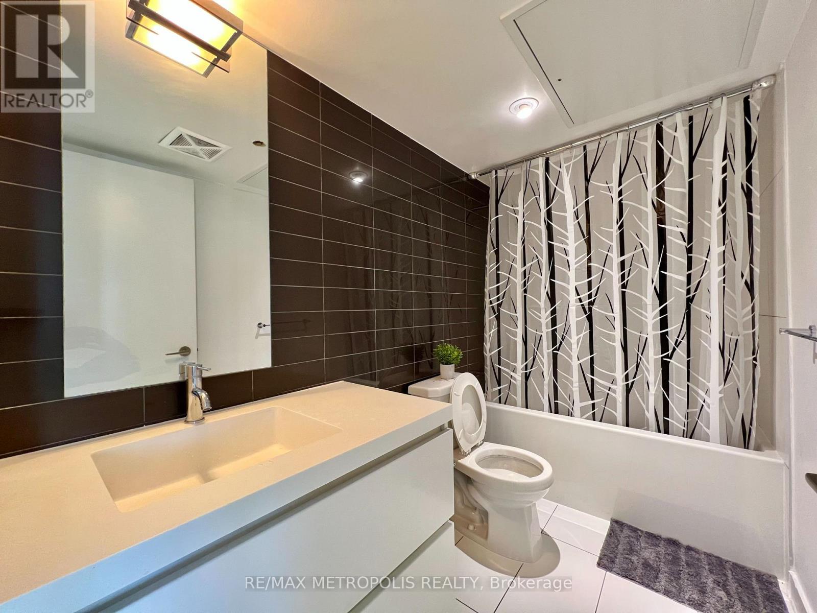 517 - 85 Queens Wharf Road, Toronto, Ontario  M5V 0J9 - Photo 3 - C13218074