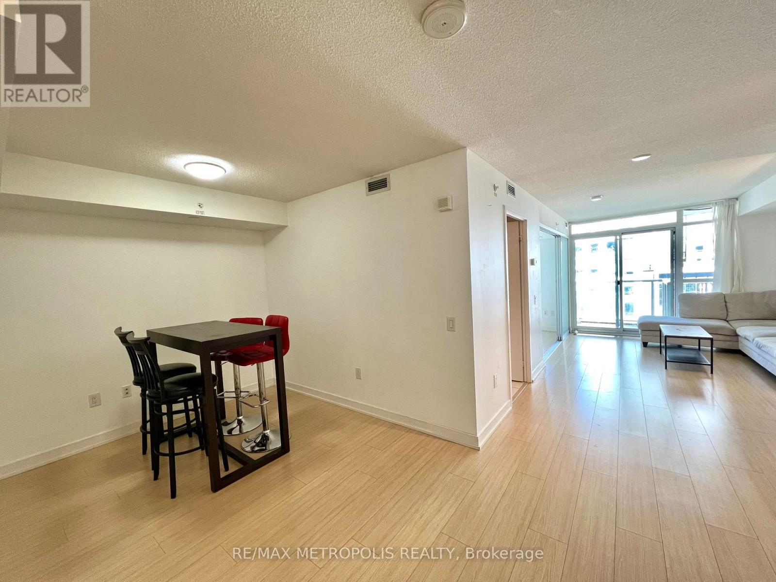 517 - 85 Queens Wharf Road, Toronto, Ontario  M5V 0J9 - Photo 4 - C13218074