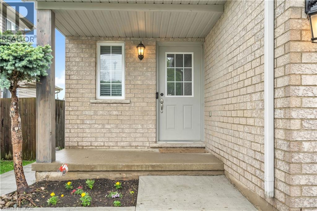 1630 Benjamin Drive, London, Ontario  N5V 5K1 - Photo 1 - 40834980