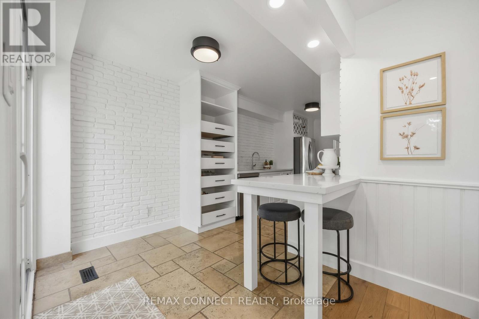 64 Coalport Drive, Toronto, Ontario  M1N 4B7 - Photo 11 - E13211032