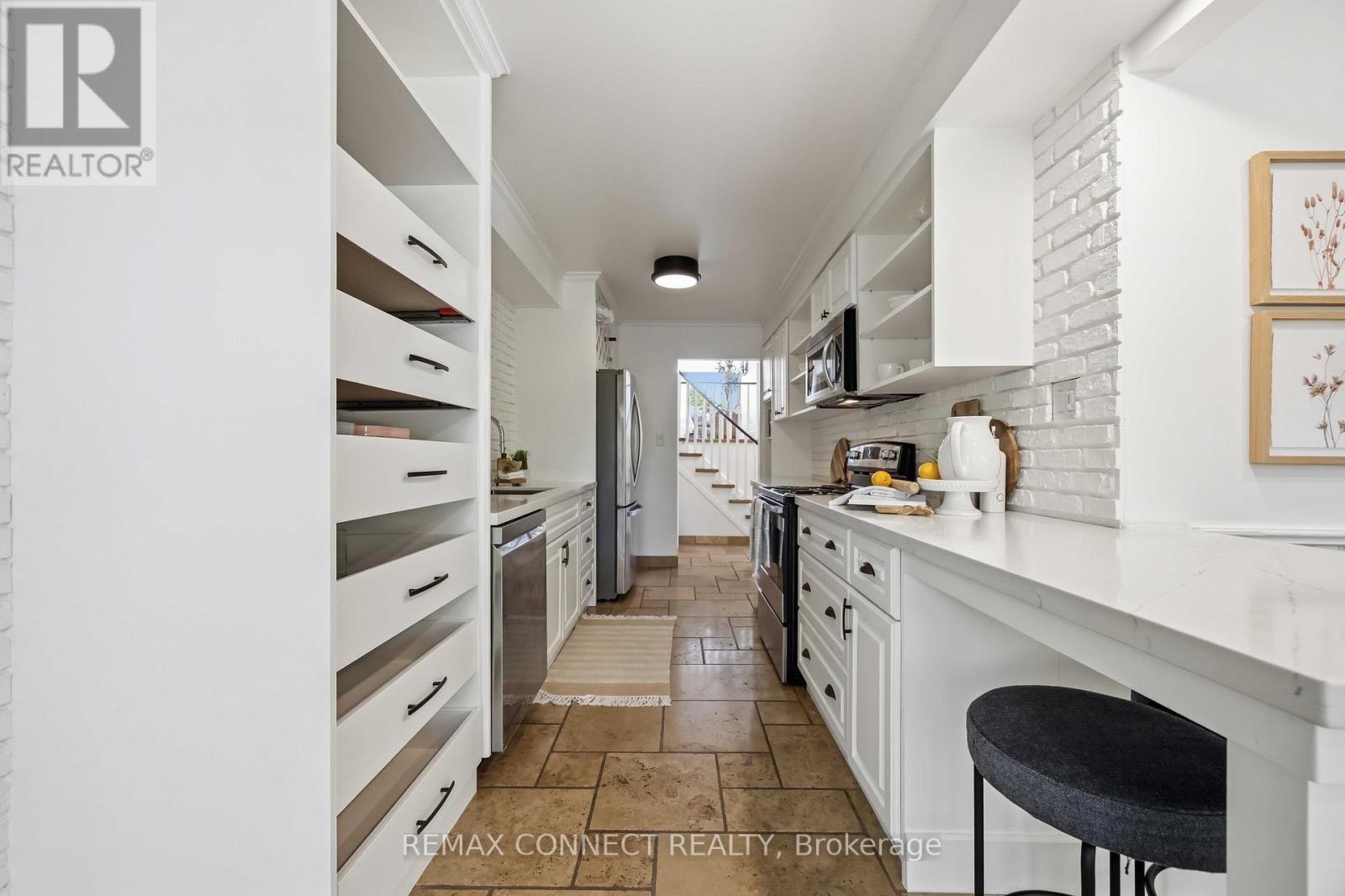 64 Coalport Drive, Toronto, Ontario  M1N 4B7 - Photo 13 - E13211032