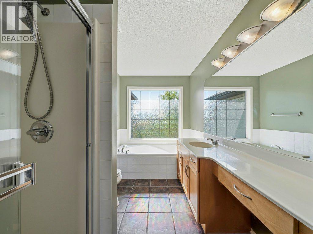 23 Tuscany Ravine View Nw, Calgary, Alberta  T3L 2T1 - Photo 23 - A2316054