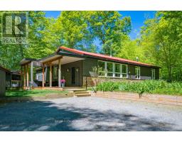 34 BEECHWOOD LANE
