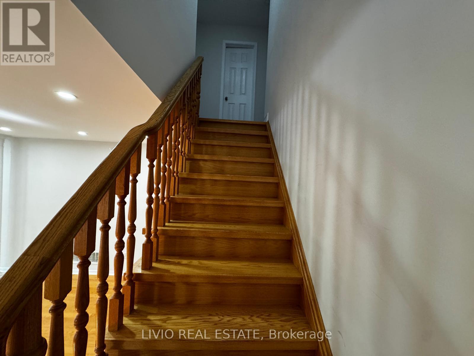 11a Seasons Drive, Toronto, Ontario  M1X 1X4 - Photo 12 - E13218022