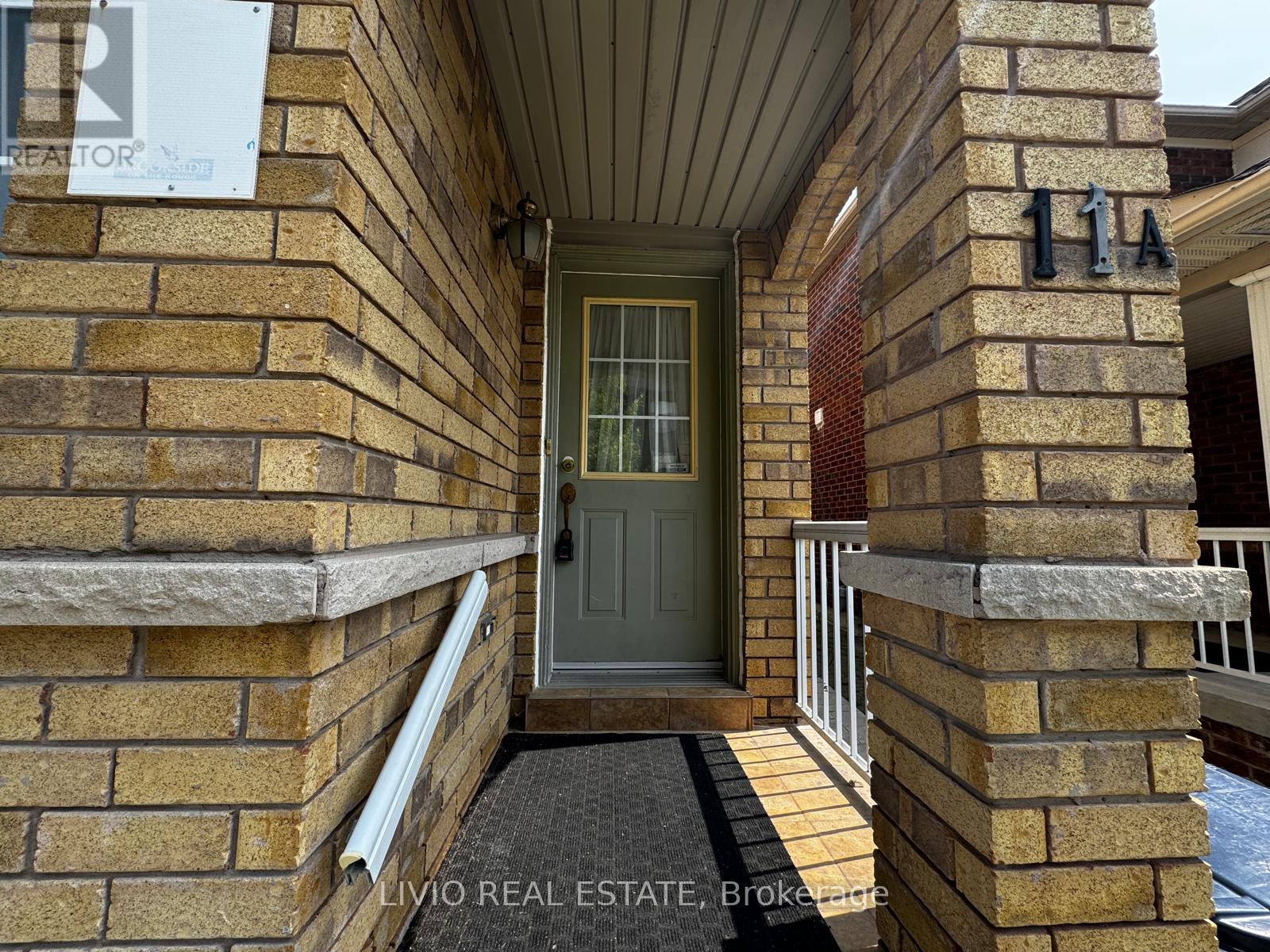 11a Seasons Drive, Toronto, Ontario  M1X 1X4 - Photo 3 - E13218022