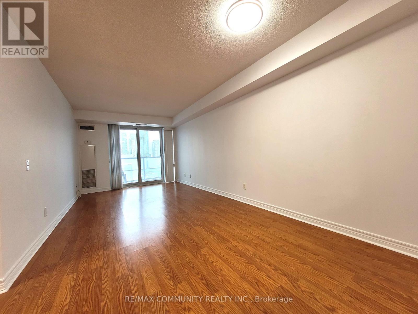 907 - 83 Borough Drive, Toronto, Ontario  M1P 5E4 - Photo 10 - E13218046