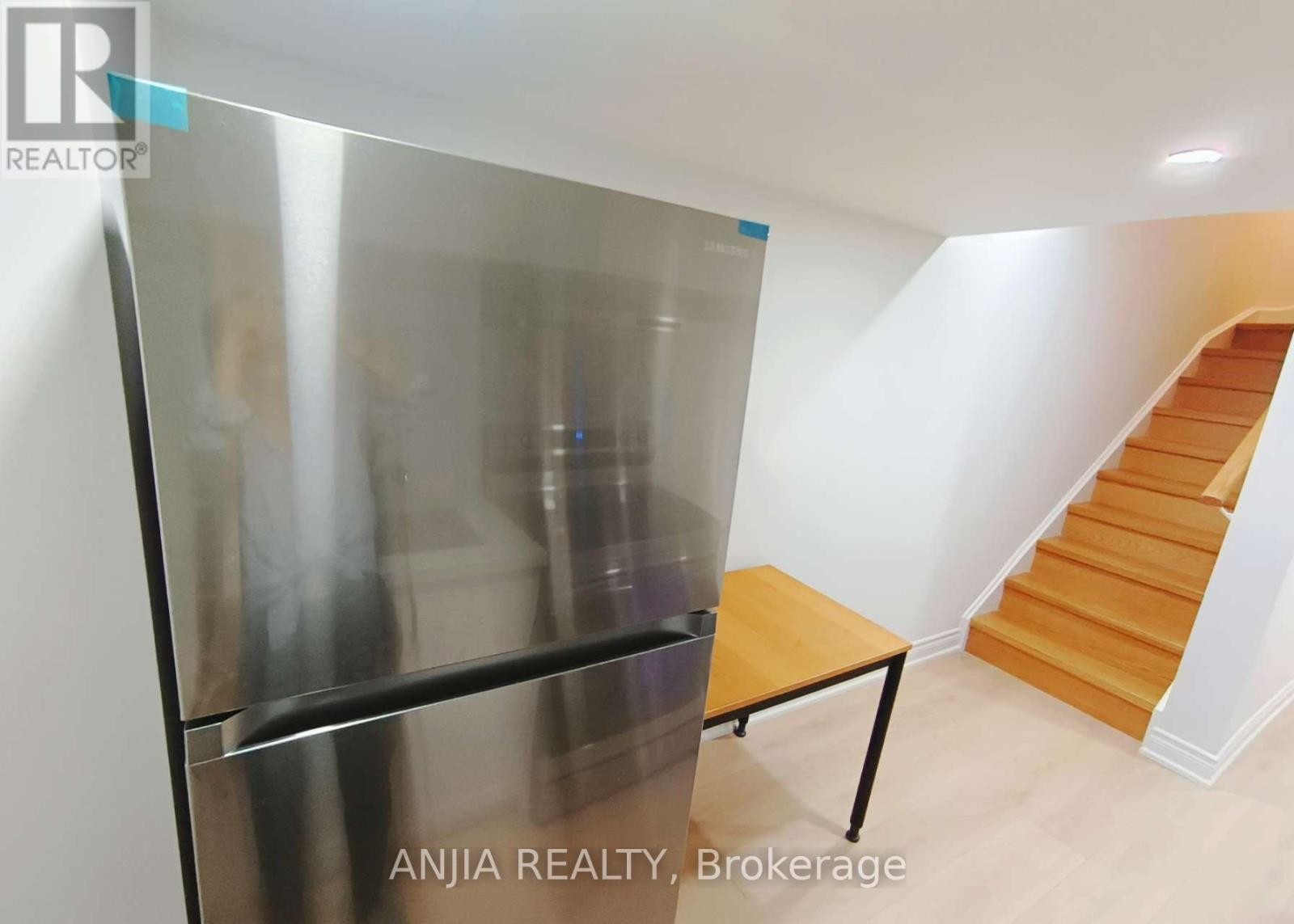 1floor+basement - 32 Danielle Moore Circle, Toronto, Ontario  M1P 2S7 - Photo 11 - E13218084