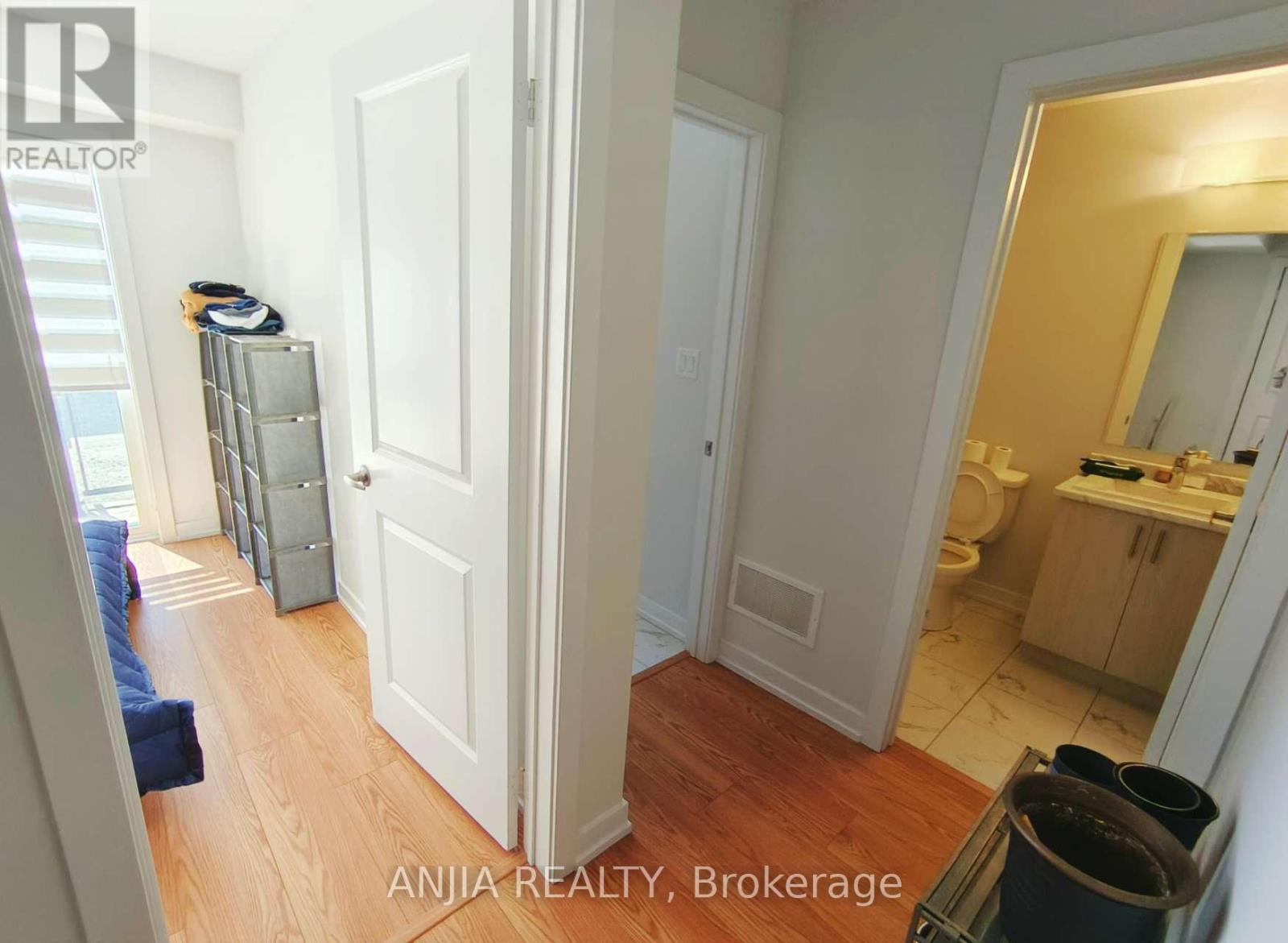 1floor+basement - 32 Danielle Moore Circle, Toronto, Ontario  M1P 2S7 - Photo 3 - E13218084