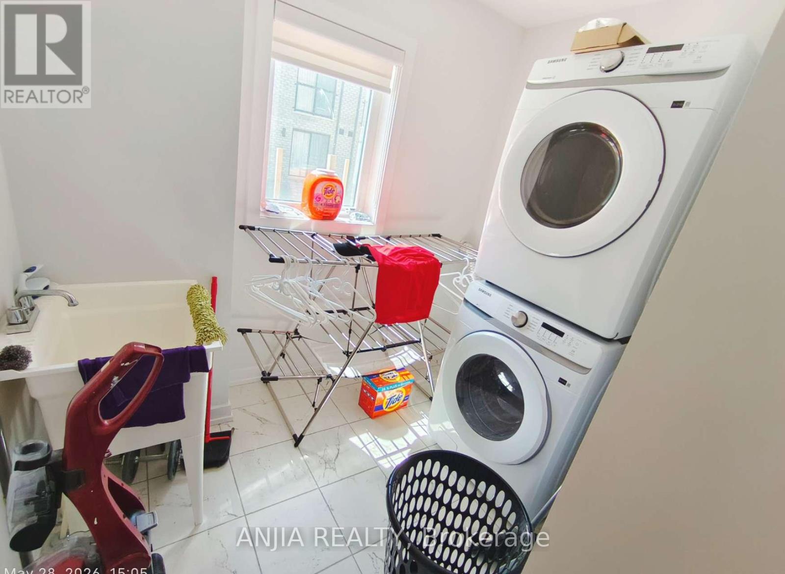 1floor+basement - 32 Danielle Moore Circle, Toronto, Ontario  M1P 2S7 - Photo 6 - E13218084