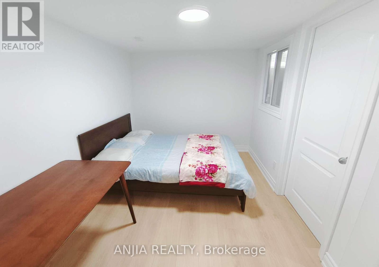 1floor+basement - 32 Danielle Moore Circle, Toronto, Ontario  M1P 2S7 - Photo 8 - E13218084
