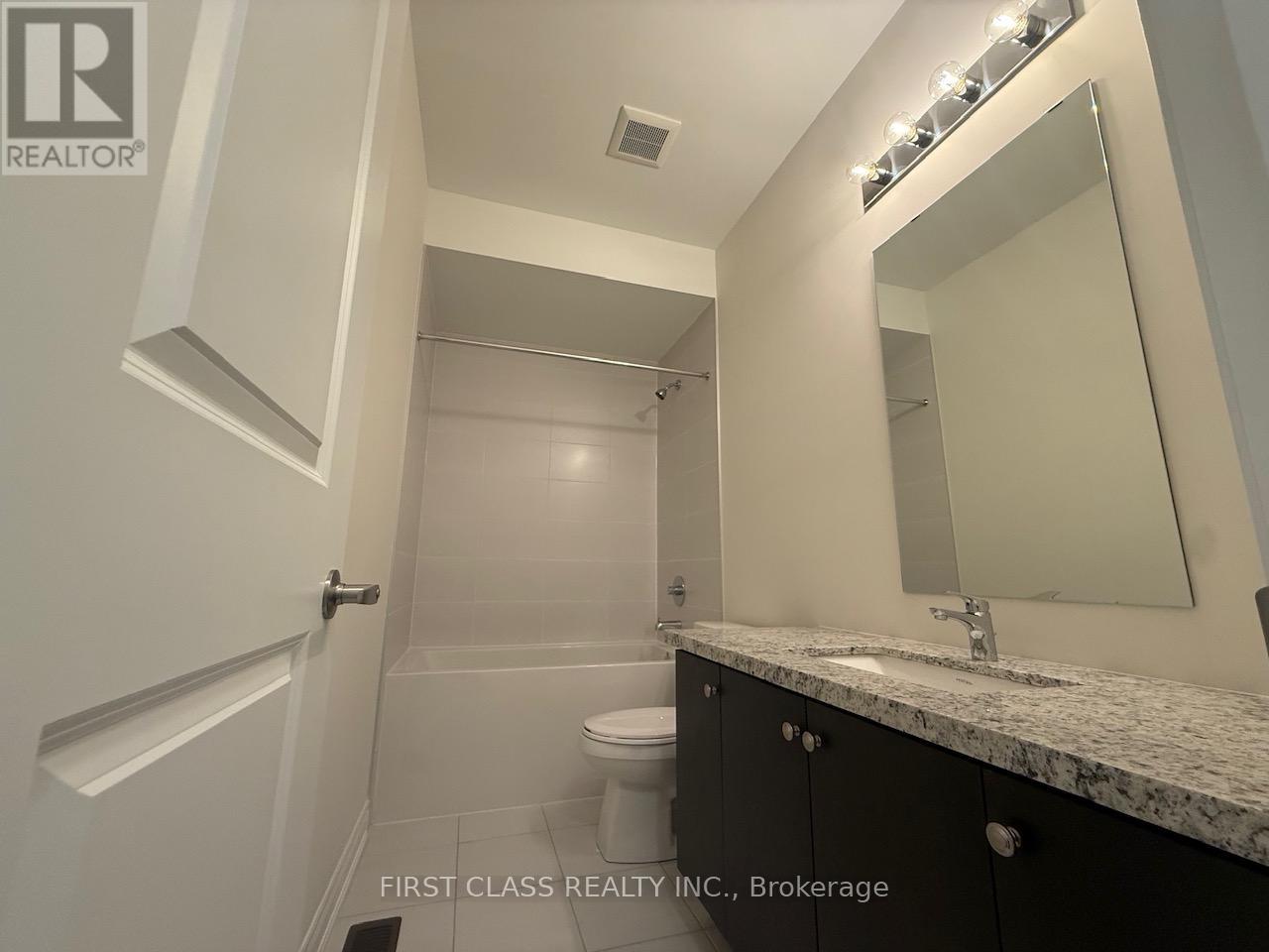 533 Vine Cliff Boulevard, Markham, Ontario  L6C 1L2 - Photo 12 - N13218082