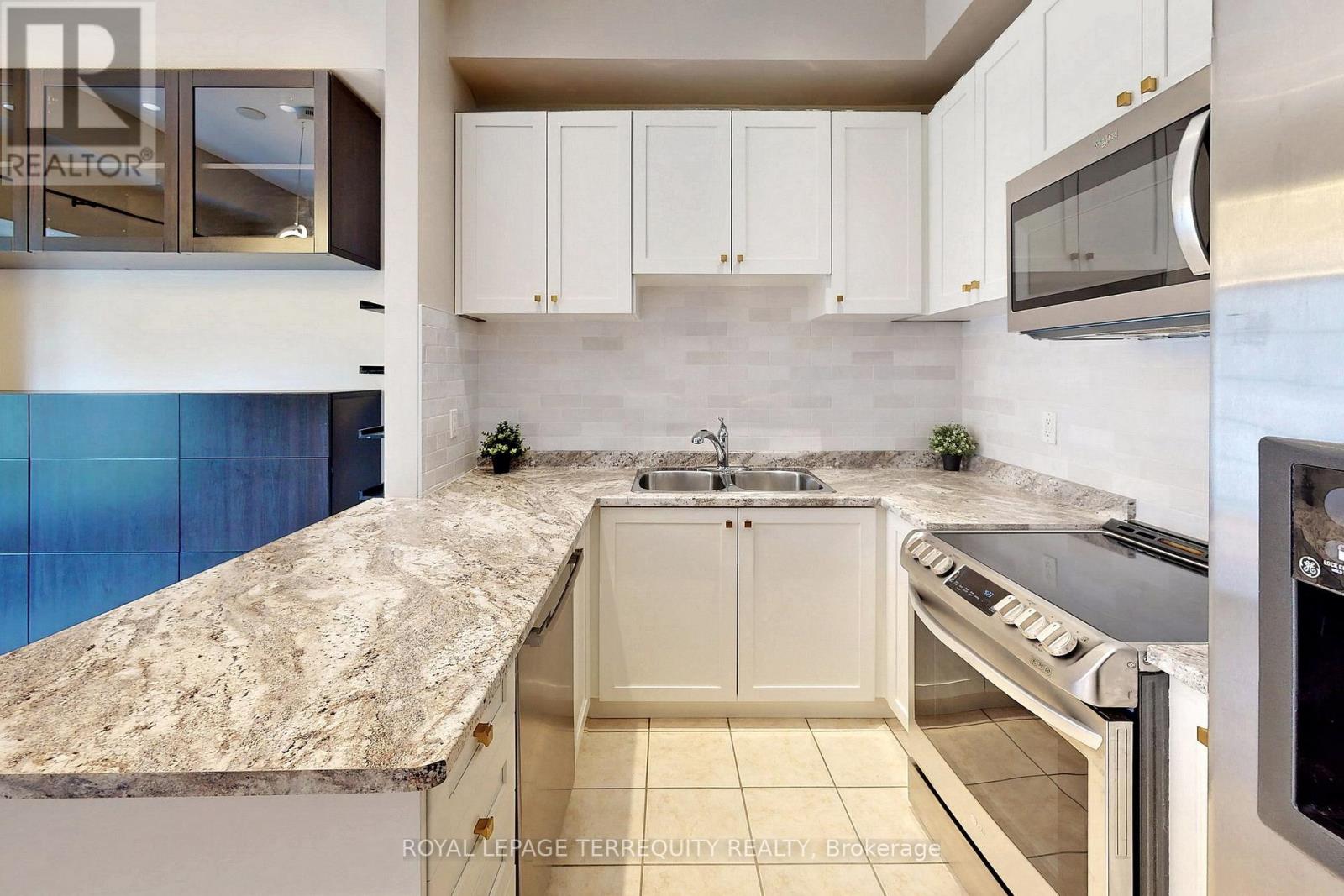 46 - 1130 Cawthra Road, Mississauga, Ontario  L5G 4V7 - Photo 10 - W13218024