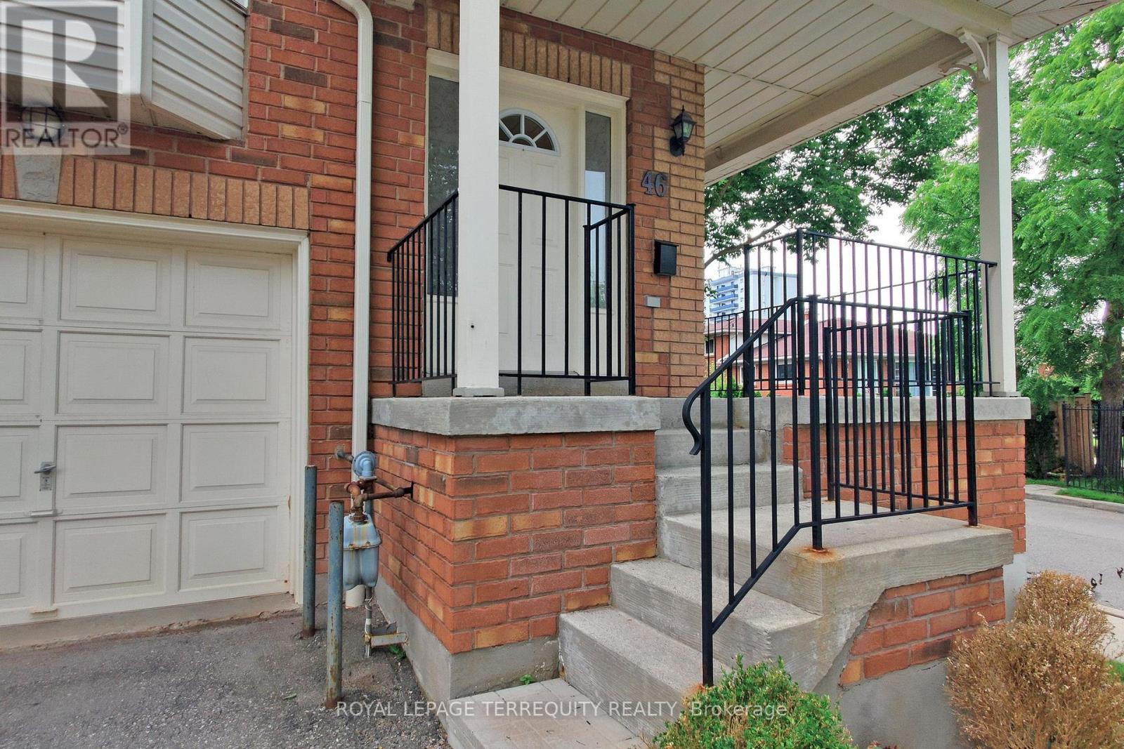 46 - 1130 Cawthra Road, Mississauga, Ontario  L5G 4V7 - Photo 4 - W13218024