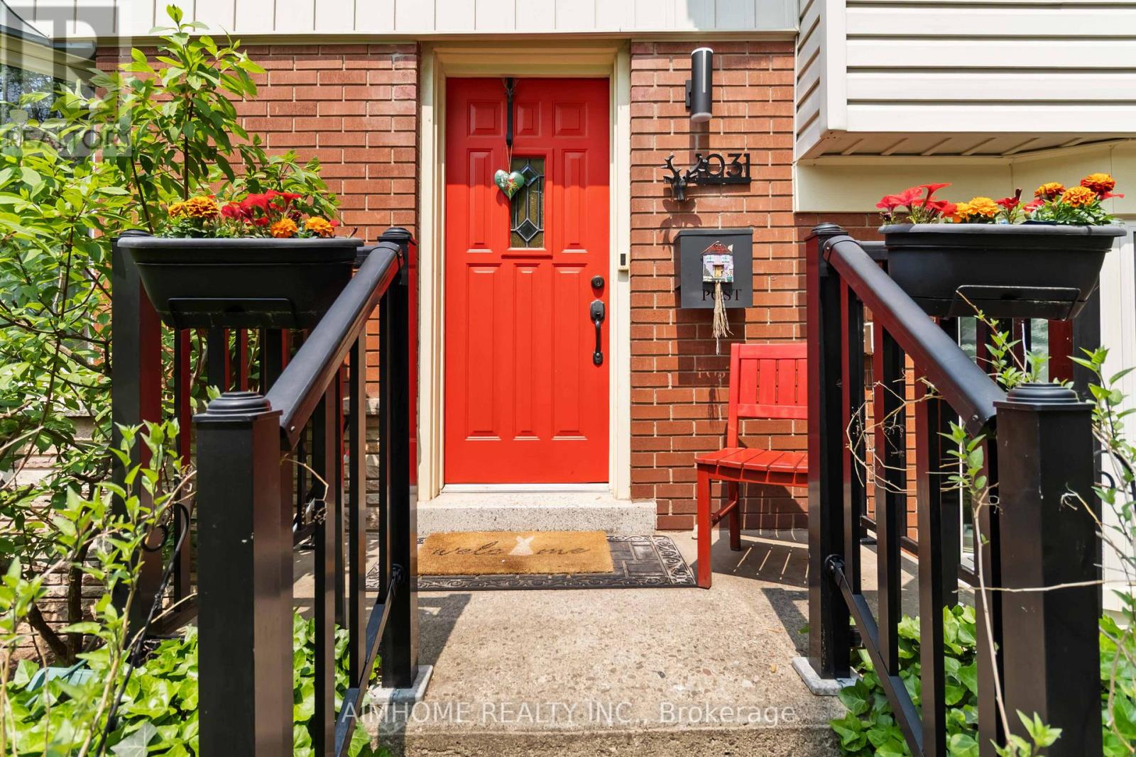 1031 Marley Crescent, Burlington, Ontario  L7T 3S3 - Photo 4 - W13218096