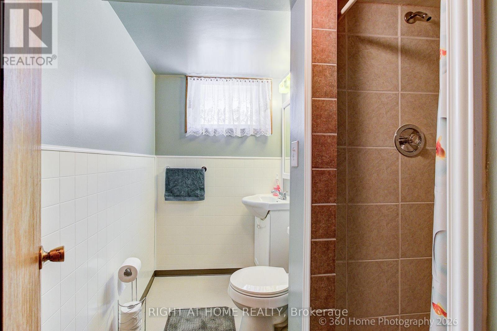 9 Stevenharris Drive, Toronto, Ontario  M9C 1T9 - Photo 15 - W13218106