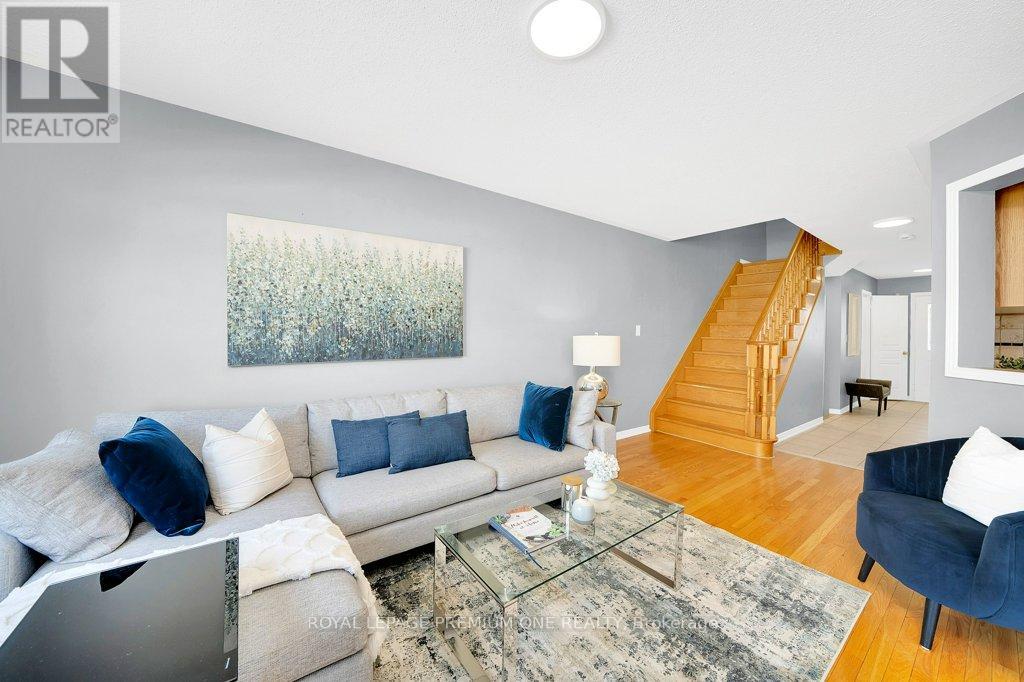 13 Summitridge Court, Brampton, Ontario  L6P 2E5 - Photo 12 - W13218112