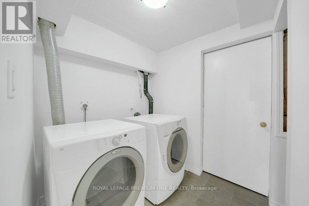 13 Summitridge Court, Brampton, Ontario  L6P 2E5 - Photo 25 - W13218112