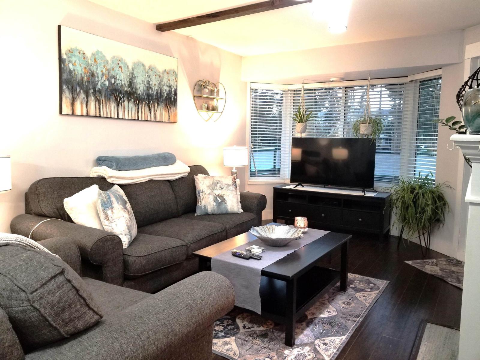 208 2964 Trethewey Street, Abbotsford, British Columbia  V2T 6P4 - Photo 2 - R3129432