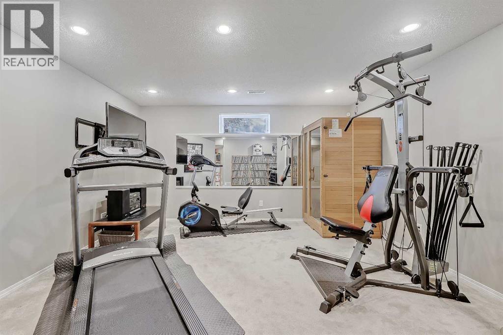 36 Mt Selkirk Close Se, Calgary, Alberta  T2Z 2R6 - Photo 35 - A2316027