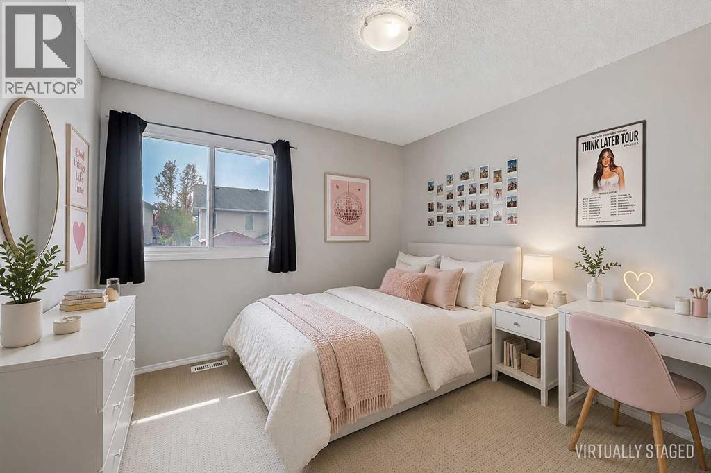 36 Mt Selkirk Close Se, Calgary, Alberta  T2Z 2R6 - Photo 27 - A2316027