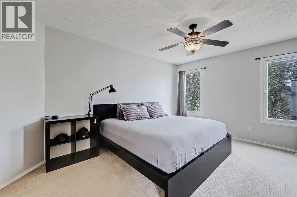 36 Mt Selkirk Close Se, Calgary, Alberta  T2Z 2R6 - Photo 24 - A2316027