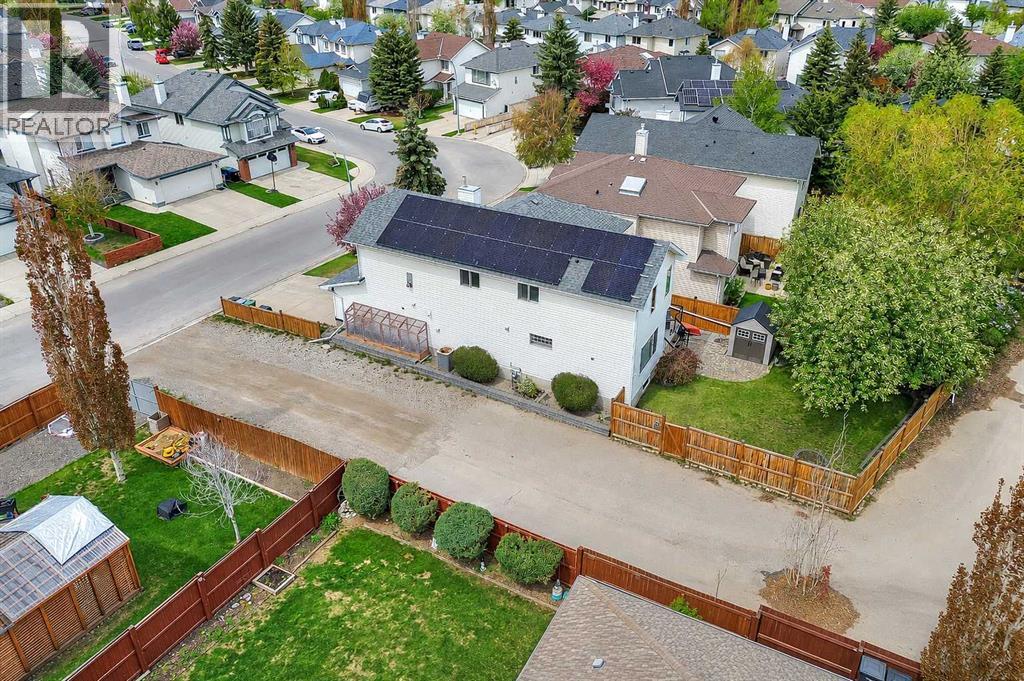 36 Mt Selkirk Close Se, Calgary, Alberta  T2Z 2R6 - Photo 42 - A2316027