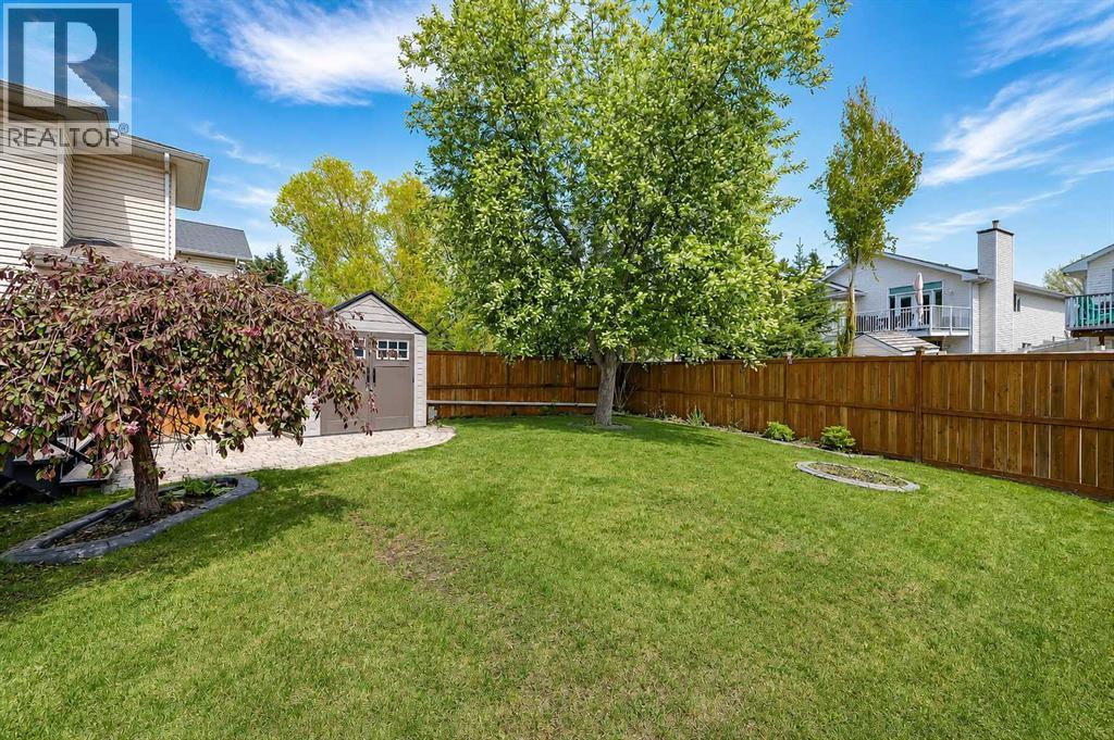 36 Mt Selkirk Close Se, Calgary, Alberta  T2Z 2R6 - Photo 40 - A2316027
