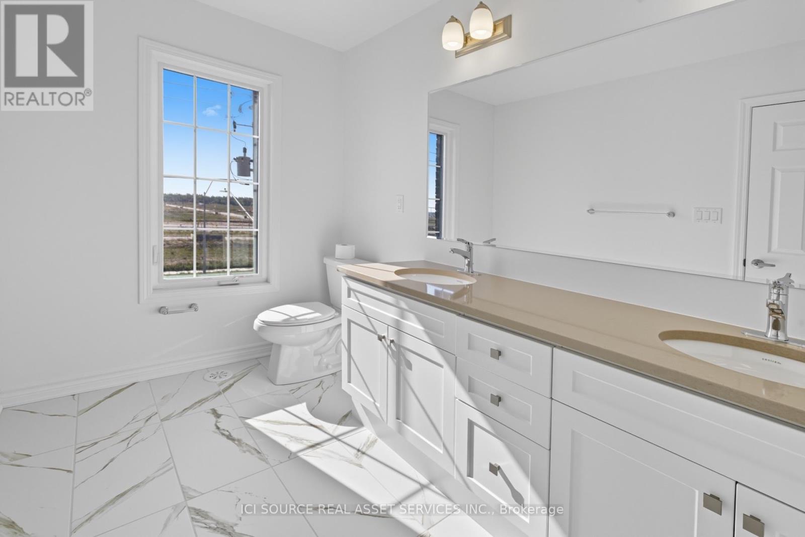 16 Pearen Lane, Barrie, Ontario  L9J 0Z6 - Photo 38 - S12949262