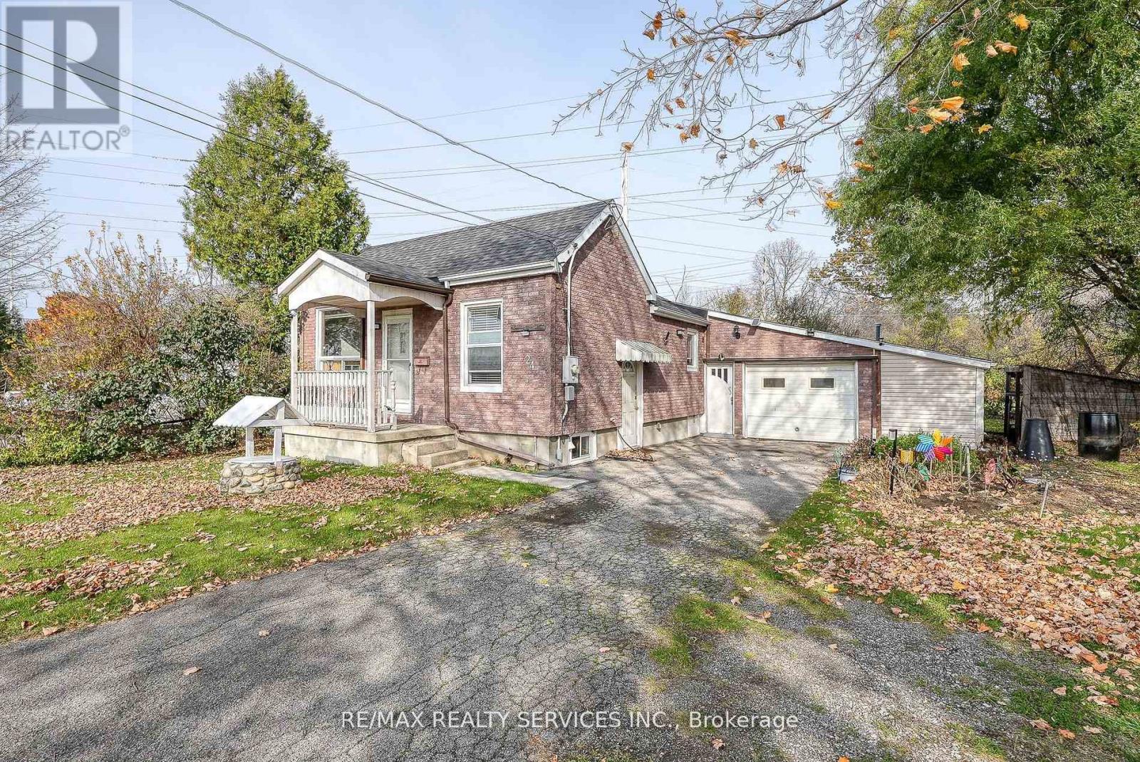 24 NORLAN AVENUE, London South, Ontario