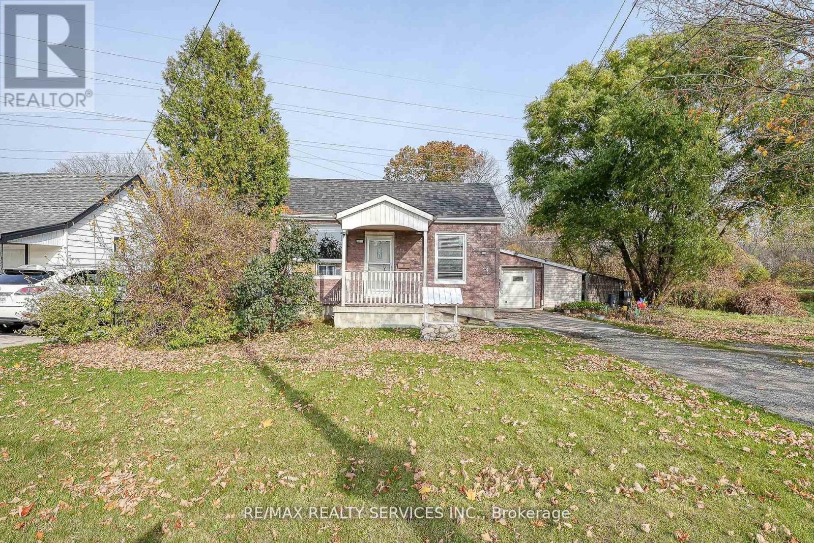 24 Norlan Avenue, London South, Ontario  N5W 5P1 - Photo 2 - X13218050