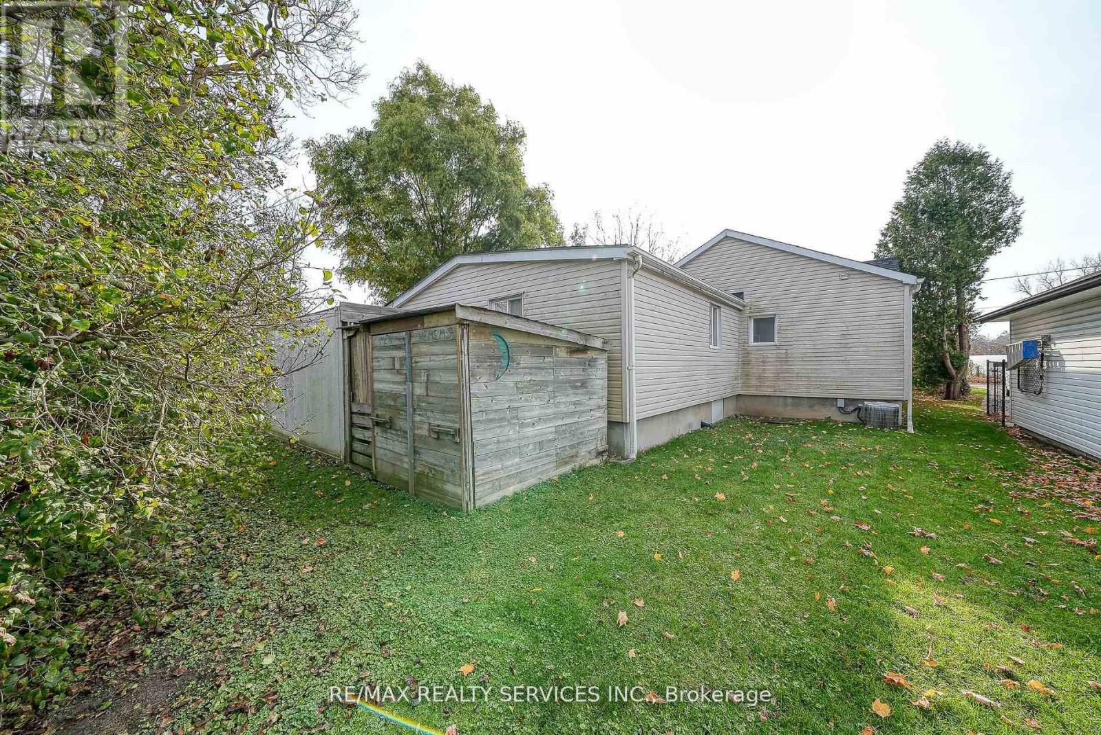 24 Norlan Avenue, London South, Ontario  N5W 5P1 - Photo 37 - X13218050