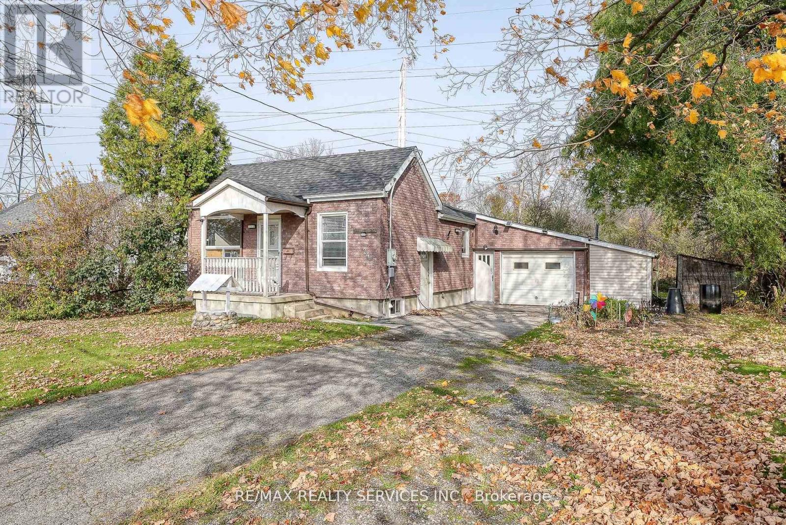 24 Norlan Avenue, London South, Ontario  N5W 5P1 - Photo 4 - X13218050