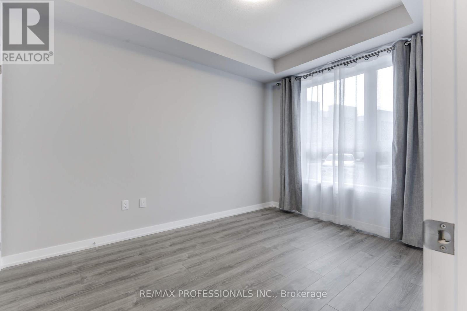 124 - 101 Shoreview Place, Hamilton, Ontario  L8E 0K2 - Photo 23 - X12885582