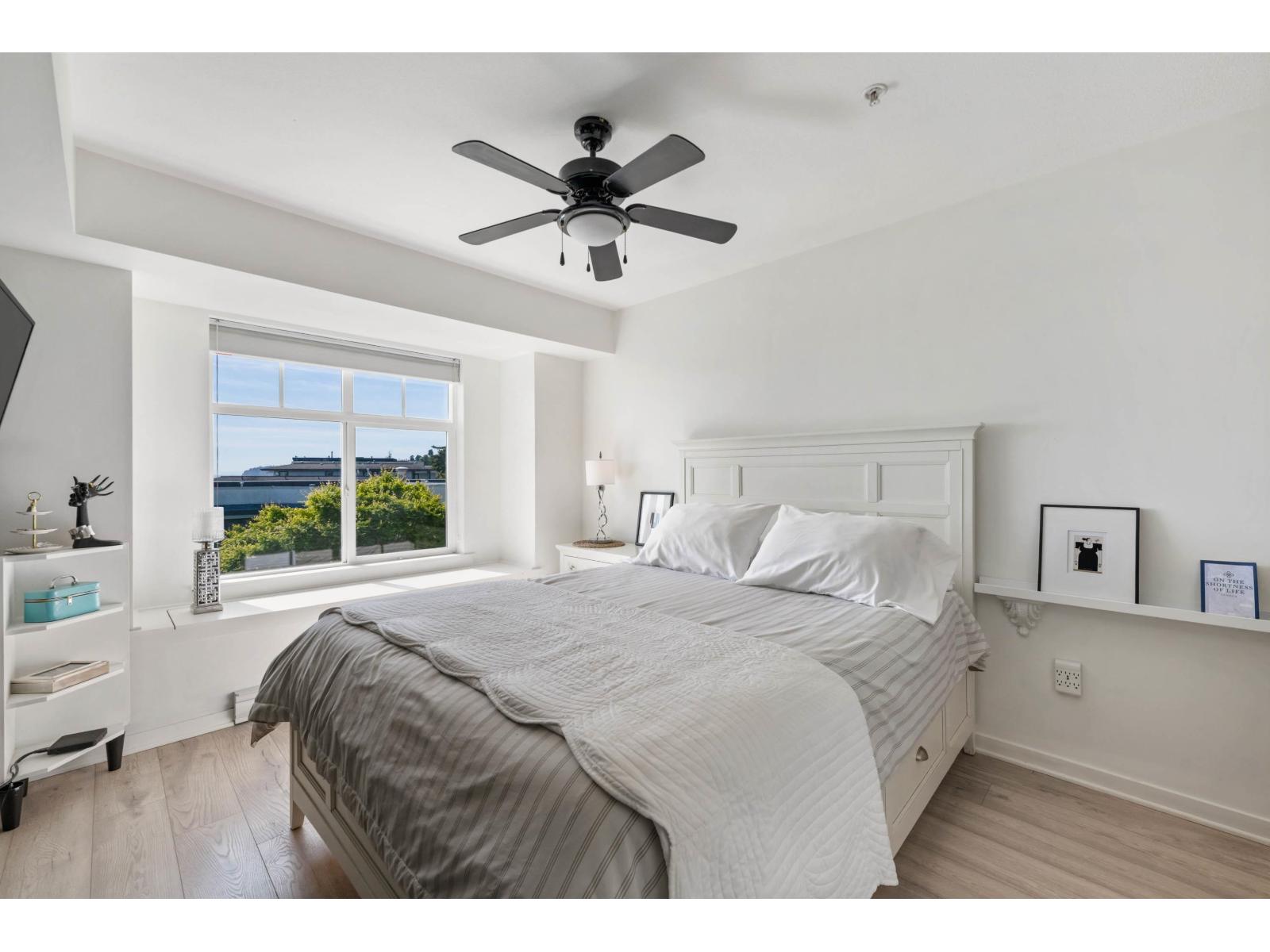 311 15621 Marine Drive, White Rock, British Columbia  V4B 1E1 - Photo 5 - R3129867