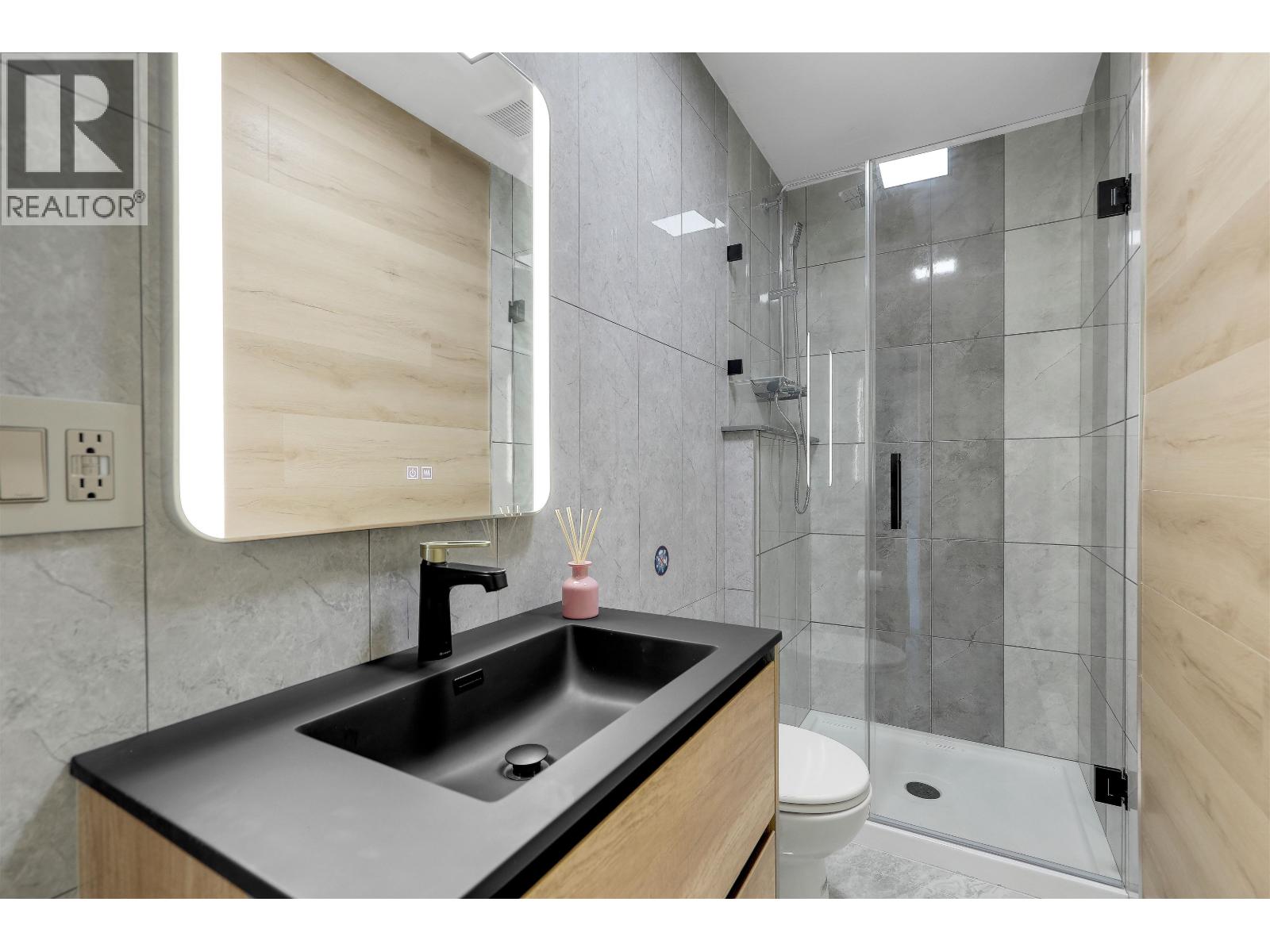 13 Shoreline Circle, Port Moody, British Columbia  V3H 4T9 - Photo 31 - R3127525