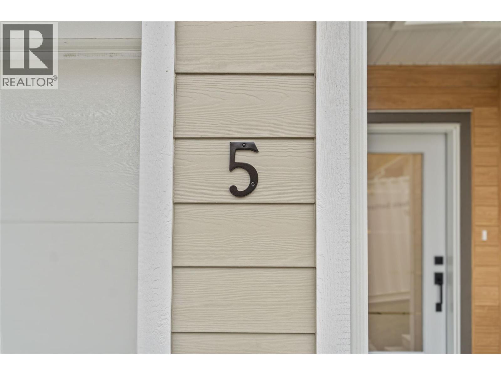 231 20 Street NE Unit# 10, Salmon Arm, British Columbia  V1E 2Z7 - Photo 54 - 10383573